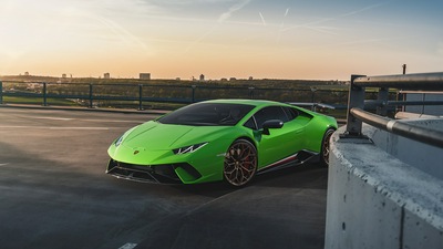 Автомобиль Lamborghini Huracan Performante 4k 2020 года выпуска