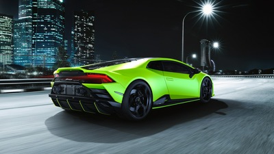 Lamborghini Huracan EVO Fluo Capsule сзади 4k