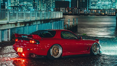 Красная Mazda Rx7 на улицах К4