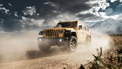 Желтый Jeep Wrangler Rubicon 2021 4k