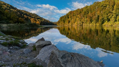 Швейцарские речные камни 4k