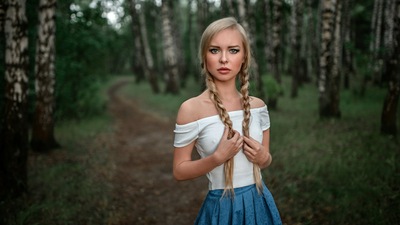 Фотография женщин на открытом воздухе
