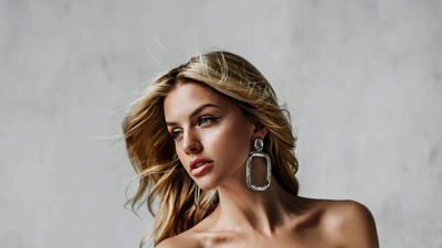 Марина Ласвик