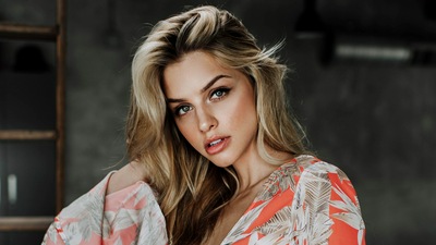 Марина Ласвик 5к