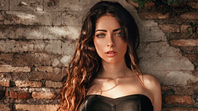 Модель Крупным планом Лицо Черное Платье