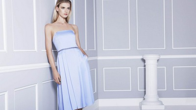 Белая Великолепная Девушка