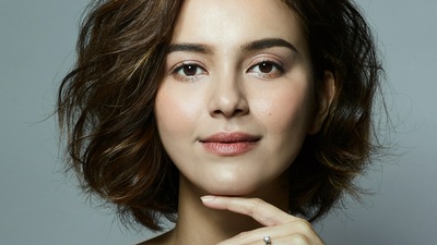 Джулиана Эванс