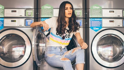 Девушка Стиральная машина 4k