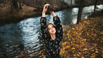 Девушка Природа Дерево на открытом воздухе 4k