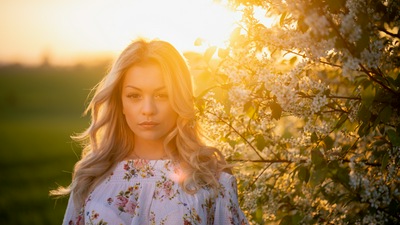 Девушка Боке Солнечные лучи 5k