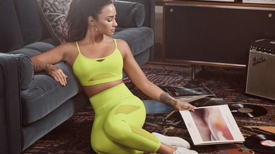 Магазин Деми Ловато Fabletics 2018 8k