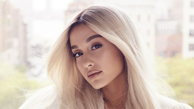 Обложка Ariana Grande Elle 2018