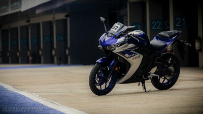 Yamaha R3 2016