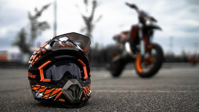 Шлем KTM